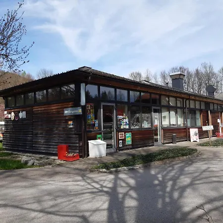 Campingfass Almtal Campo de lujo *